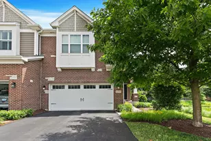 4275 Fiona Ln, Lisle, IL 60532 - Photo 1