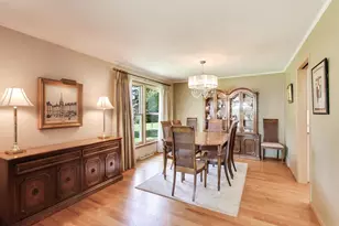 1012 Bonita Dr, Park Ridge, IL 60068 - Photo 5