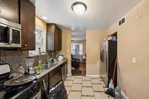 12910 S Green St, Chicago, IL 60643 - Photo 9