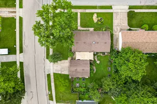 334 Fairfax Ave, Romeoville, IL 60446 - Photo 29