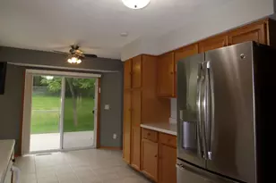 6811 Hedgewood Rd, Rockford, IL 61108 - Photo 7