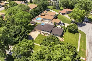 7804 Florence Ave, Darien, IL 60561 - Photo 33