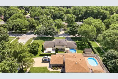 7804 Florence Avenue, Darien, IL 60561 - Photo 35