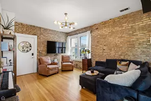 3126 W Carmen Ave, Chicago, IL 60625 - Photo 3