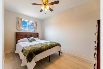 9154 S Luella Avenue, Chicago, IL 60617 - Photo 13