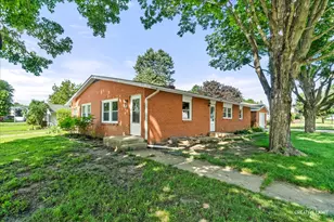 1528 Oak Ln, Sycamore, IL 60178 - Photo 15
