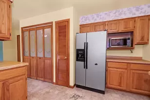 280 Park, Chebanse, IL 60922 - Photo 11
