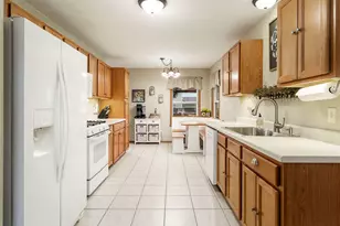 3920 Ashwinton Way, Rockford, IL 61109 - Photo 9