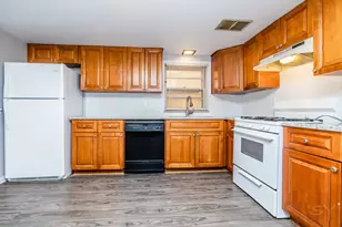 6511 W Higgins Ave, Chicago, IL 60656 - Photo 11