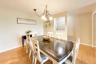 5840 W 104th St, Oak Lawn, IL 60453 - Photo 7
