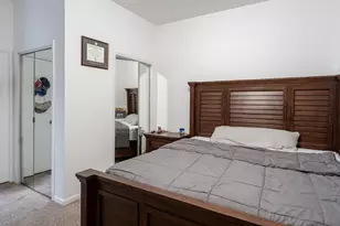 1124 W Eddy St, Chicago, IL 60657 - Photo 11