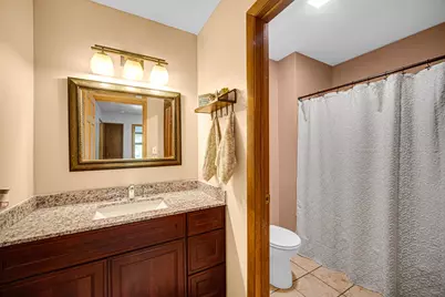 2075 Valley Creek Drive, Elgin, IL 60123 - Photo 17
