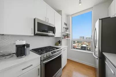 330 W Grand Avenue #1906, Chicago, IL 60654 - Photo 7