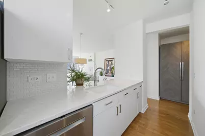 330 W Grand Avenue #1906, Chicago, IL 60654 - Photo 9