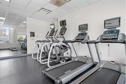330 W Grand Avenue #1906, Chicago, IL 60654 - Photo 21