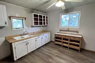 1004 S Cherry St, Centralia, IL 62801 - Photo 11