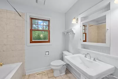 4703 N Waltshire Lane, McHenry, IL 60051 - Photo 11