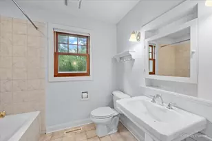 4703 N Waltshire Ln, McHenry, IL 60051 - Photo 11