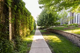 908 Bradford Dr, Naperville, IL 60563 - Photo 25