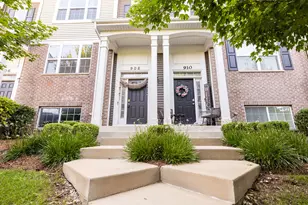 908 Bradford Dr, Naperville, IL 60563 - Photo 23