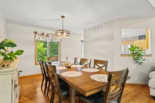3476 Valley Woods Dr, Cherry Valley, IL 61016 - Photo 9