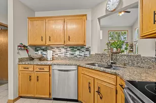 3476 Valley Woods Dr, Cherry Valley, IL 61016 - Photo 15