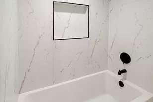 2113 N Kenmore Ave, Chicago, IL 60614 - Photo 13