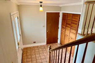 332 W Gartner Rd, Naperville, IL 60540 - Photo 7