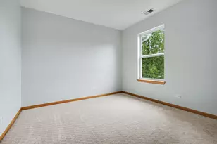 937 Emerald Dr, Pingree Grove, IL 60140 - Photo 15