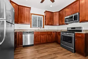 [Address not provided], Oak Park, IL 60302 - Photo 5