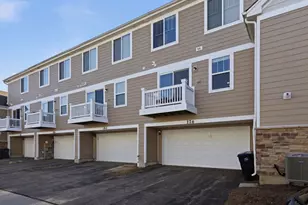 176 Goldenrod Dr, Elgin, IL 60124 - Photo 29