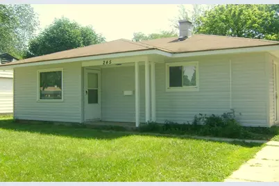 245 E Dennis Road, Wheeling, IL 60090 - Photo 1