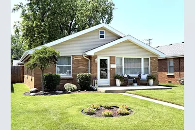 271 N Douglas Street, Bradley, IL 60915 - Photo 1