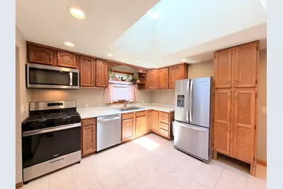 271 N Douglas Street, Bradley, IL 60915 - Photo 7