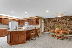 2817 Chariot Ln, Olympia Fields, IL 60461 - Photo 9