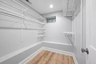 825 N Winchester Ave, Chicago, IL 60622 - Photo 9