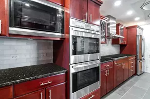 680 N Lake Shore Dr, Chicago, IL 60611 - Photo 5