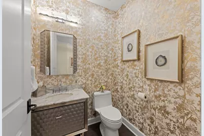 149 W Kennedy Lane #407, Hinsdale, IL 60521 - Photo 3