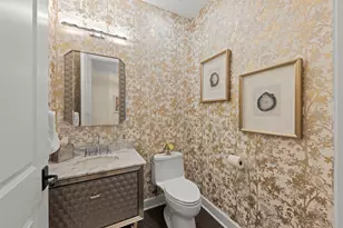 149 W Kennedy Ln, Hinsdale, IL 60521 - Photo 3