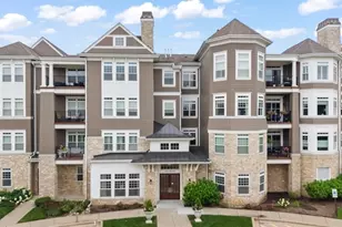 149 W Kennedy Ln, Hinsdale, IL 60521 - Photo 1