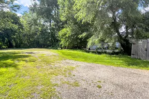 3304 W State St, Rockford, IL 61102 - Photo 45