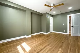 3304 W State St, Rockford, IL 61102 - Photo 17