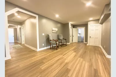 3304 W State Street, Rockford, IL 61102 - Photo 7
