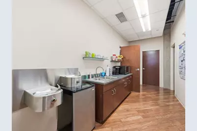 210 S Desplaines Street, Chicago, IL 60661 - Photo 13