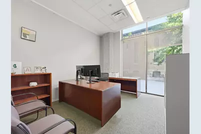 210 S Desplaines Street, Chicago, IL 60661 - Photo 9