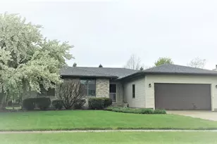 416 Red Wing Ln, Dekalb, IL 60115 - Photo 1