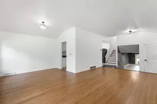 5334 Grove St, Skokie, IL 60077 - Photo 3
