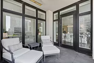 9 W Walton St, Chicago, IL 60610 - Photo 37
