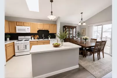 634 Le Parc Circle #634, Buffalo Grove, IL 60089 - Photo 5