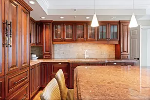 132 E Delaware Pl, Chicago, IL 60611 - Photo 17
